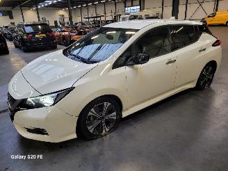 Nissan Leaf 160-KW 62kwh Automaat 5drs N-Connecta picture 4