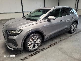 Coche accidentado Audi Q4 e-Tron 50 220-KW 77kwh Automaat Quattro 2021/12