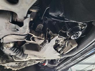 Volvo V-40 2.0 D4 190-PK 6-Bak Summum 5drs picture 14