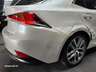 Lexus IS 300h Hybrid 133-KW Automaat picture 8