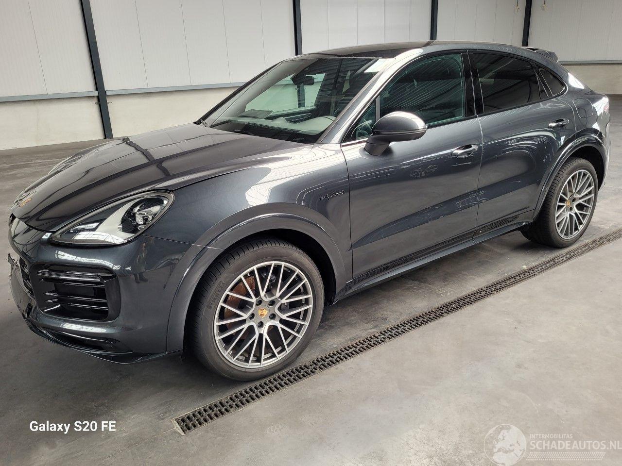 Porsche Cayenne Coupe 3.0 e-Hybrid 340-KW Automaat 4-WD Platinum-Edition