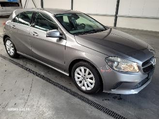  Mercedes A-klasse 180 Automaat 90-KW 5drs Urban 2018/2
