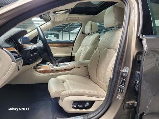 BMW 7-serie 730d 195-KW Automaat High-Executive picture 18