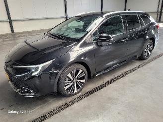 uszkodzony samochody osobowe Toyota Corolla Touring Sports Hybrid 1.8 72-KW Automaat Dynamic 2025/7