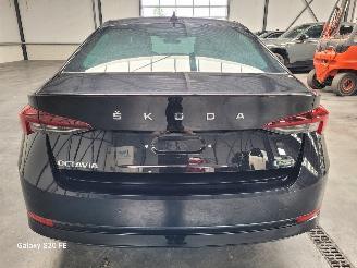 Skoda Octavia Limo 1.5 TSi 110-KW DSG e-Tec picture 12