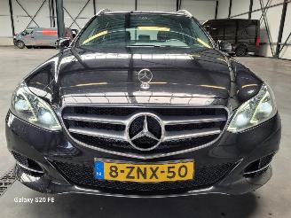 Mercedes E-klasse 220 CDi Estate 125-KW Automaat Avantgarde picture 12