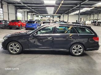 Mercedes E-klasse 220 CDi Estate 125-KW Automaat Avantgarde picture 5