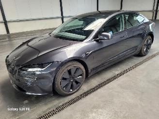 Unfallwagen Tesla Model 3 Dual Motor Long Range 366-KW Automaat AWD 2023/12