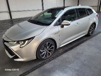 uszkodzony samochody osobowe Toyota Corolla Touring Sports 2.0 Hybrid 112-KW Automaat Panoramadak 2020/3