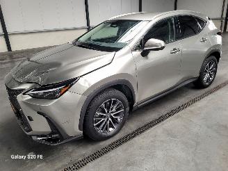 Schadeauto Lexus NX 450+ Plug-In-Hybrid 227-KW Automaat AWD Launch 2022/9