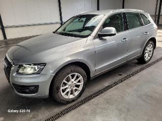 damaged passenger cars Audi Q5 2.0 TFSi 155-KW Automaat Quattro 2009/9