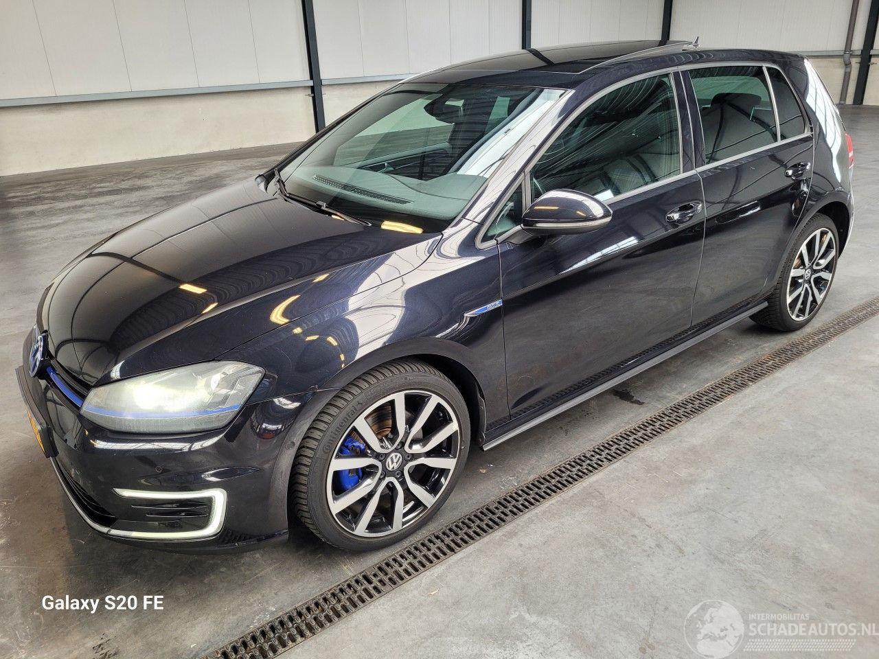 Volkswagen Golf GTE 1.4 TSi 110-KW DSG 5drs Panoramadak