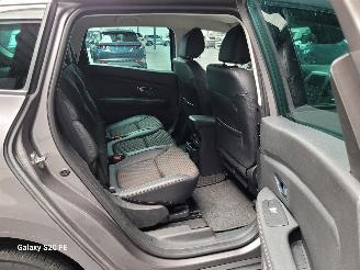 Renault Grand-scenic 1.3 TCE 103-KW Automaat Intens picture 18