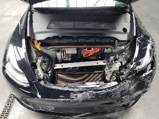 Tesla Model Y Dual Motor 378-KW Automaat AWD picture 8