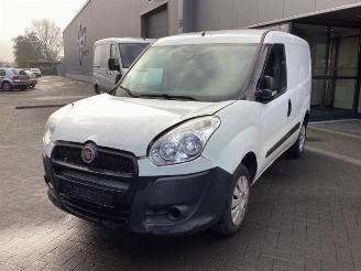 Vrakbiler auto Fiat Doblo Doblo Cargo (263), Van, 2010 1.3 MJ 16V Euro 4 2011/9
