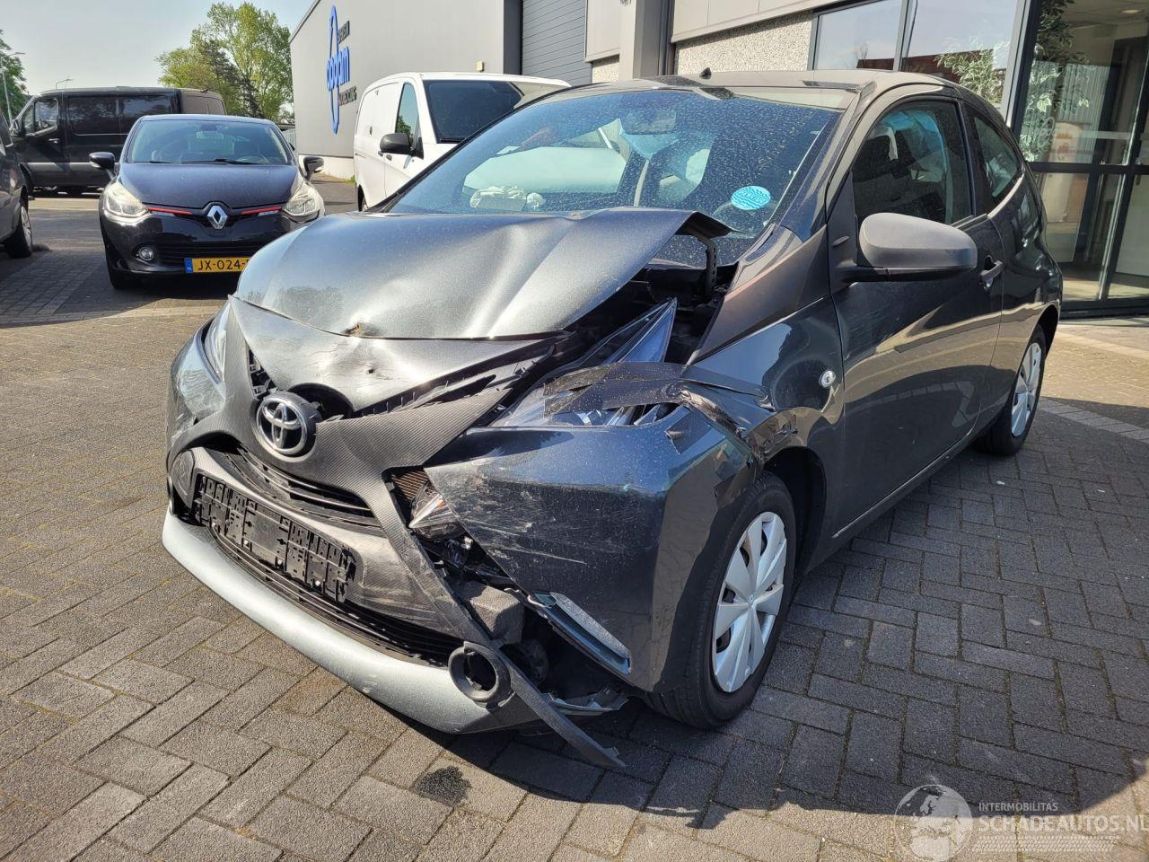 Toyota Aygo 1.0 VVT-i X-Now