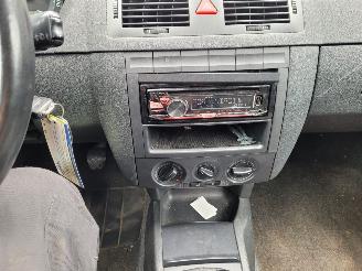 Skoda Fabia 14 16V picture 12