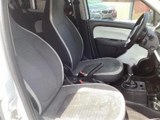 Renault Twingo Twingo III (AH), Hatchback 5-drs, 2014 / 2024 1.0 SCe 70 12V picture 10