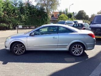 Opel Astra Astra H Twin Top (L67), Cabrio, 2005 / 2010 1.8 16V picture 8