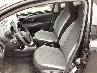 Toyota Aygo Aygo (B40), Hatchback, 2014 1.0 12V VVT-i picture 10