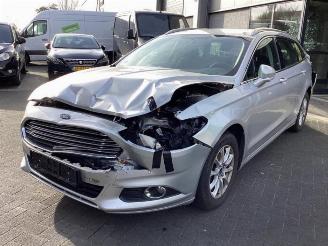 Vrakbiler auto Ford Mondeo  2015/7