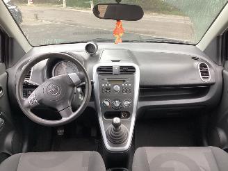 Opel Agila 1.2 picture 9