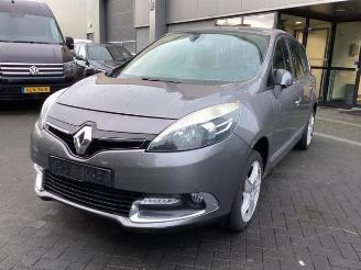 Uttjänta bilar auto Renault Grand-scenic Grand Scenic III (JZ), MPV, 2009 / 2016 1.2 16V TCe 115 2012/12
