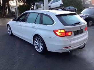 BMW 3-serie 320i High Executive picture 7
