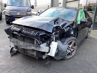 Uttjänta bilar auto Mercedes A-klasse A (177.0), Hatchback, 2018 / 2026 1.3 A-180 Turbo 16V 2020/1