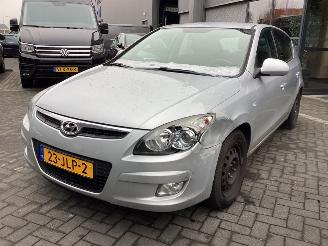 skadebil auto Hyundai I-30  2009/6
