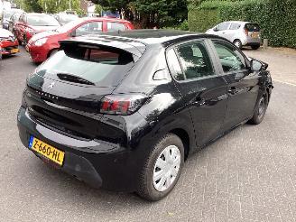 Peugeot 208 1.2 PureTech Active picture 5