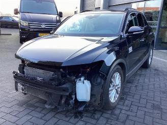 Coche siniestrado Volkswagen T-Roc T-Roc I, SUV, 2017 1.0 TSI 12V 2023/9