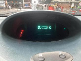 Uttjänta bilar auto Toyota Yaris-verso Yaris Verso (P2), MPV, 1999 / 2005 1.3 16V 2002/4