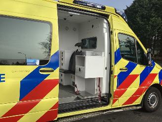 Mercedes Sprinter 319 V6Ambulance picture 13