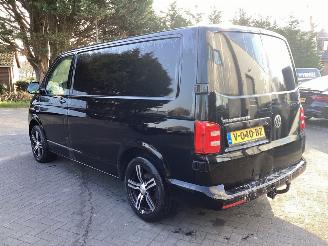 Volkswagen Transporter 2.0 TDi picture 8