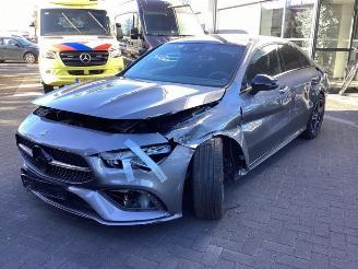 Vrakbiler auto Mercedes Cla-klasse CLA (118.3), Sedan, 2019 1.3 CLA-180 Turbo 16V 2020/7