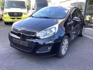 Vrakbiler auto Kia Rio Rio III (UB), Hatchback, 2011 / 2017 1.2 CVVT 16V 2011/12
