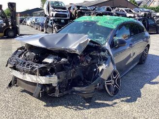Auto da rottamare Mercedes Cla-klasse CLA Shooting Brake (118.6), Combi, 2019 1.3 CLA-180 Turbo 16V 2019/10