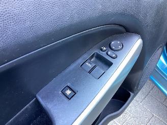 Mazda 2 1.3 TS Plus picture 11