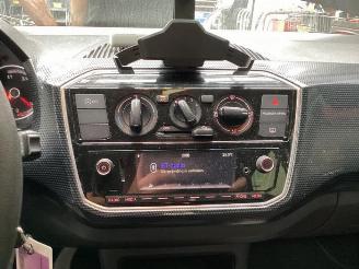 Volkswagen Up! Up! (121), Hatchback, 2011 1.0 12V 60 picture 11