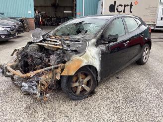 Coche siniestrado Volvo V-40 V40 (MV), Hatchback 5-drs, 2012 / 2019 1.6 T2 GTDi 16V 2014/1