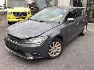Vaurioauto  passenger cars Seat Leon 1.2 TSI 2016/7