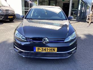 Volkswagen Golf 1.5 TSI Highline picture 2