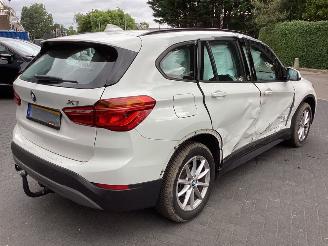 BMW X1 sDrive18i picture 5