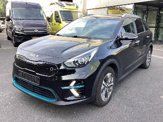 Voiture accidenté Kia e-Niro Edition 64 kWh 2021/10