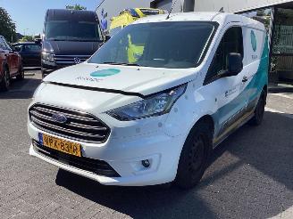 Damaged car Ford Transit Connect Trend 2022/5
