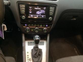Skoda Octavia Octavia Combi (5EAC), Combi 5-drs, 2012 / 2020 1.4 TSI 16V picture 4