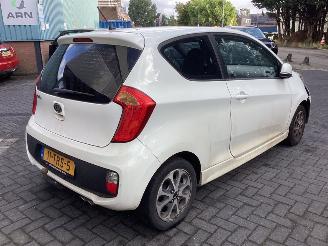 Kia Picanto  picture 5