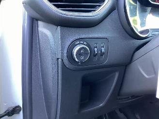 Opel Crossland 1.2 Turbo picture 12