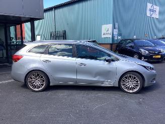 Kia Ceed 16 GDI picture 4